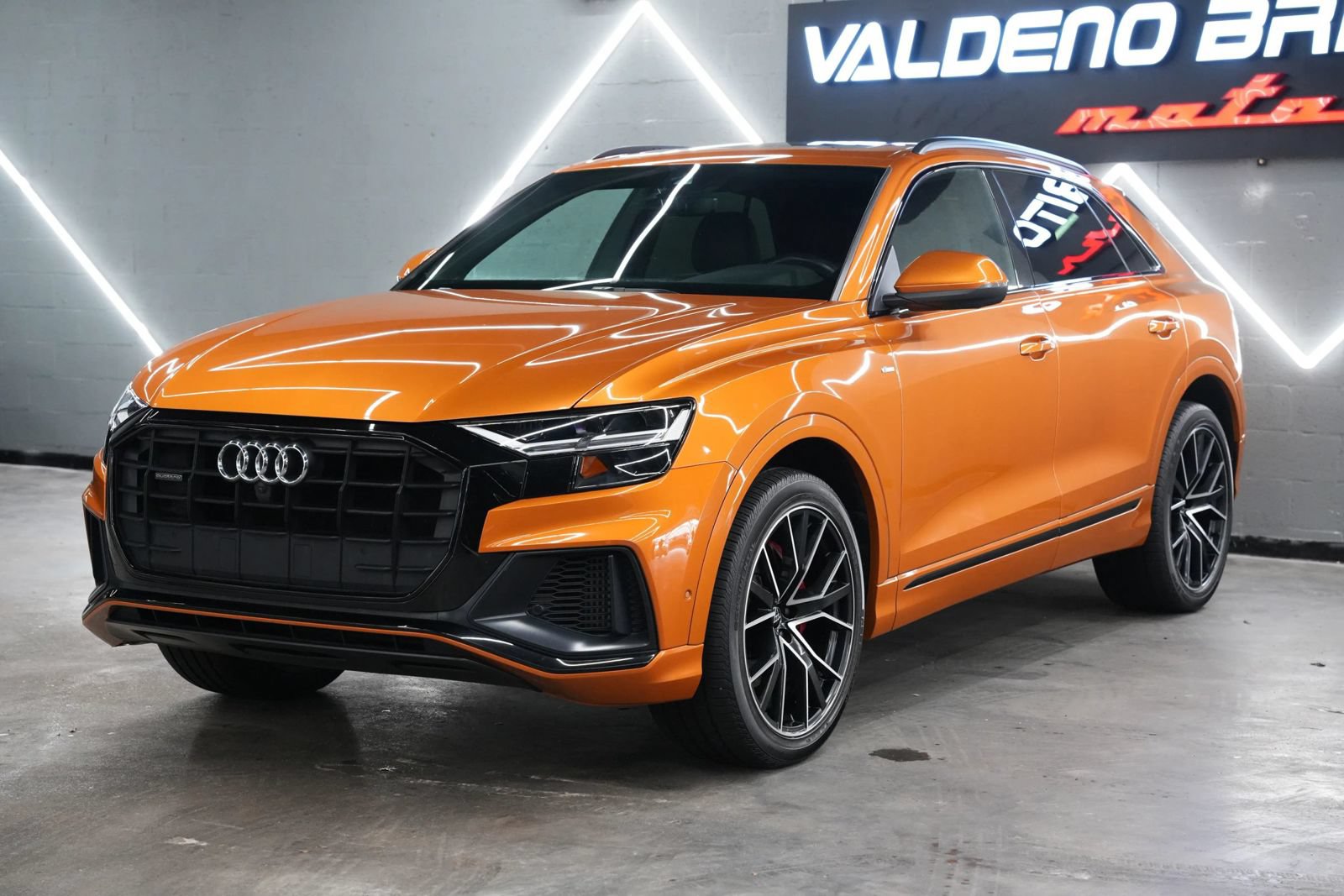 Used 2020 Audi Q8 Premium Plus w/ Premium Plus Package AWD/4WD image 9