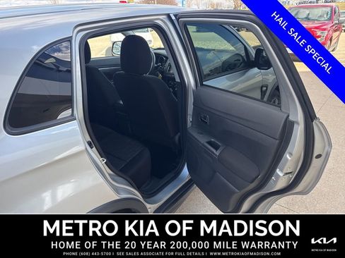 Used 2025 Mitsubishi Outlander Sport ES AWD/4WD image 28