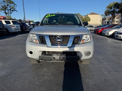 Used 2018 Nissan Frontier SV image 7
