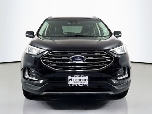 Used 2020 Ford Edge Titanium w/ Cargo Accessory Package FWD image 2