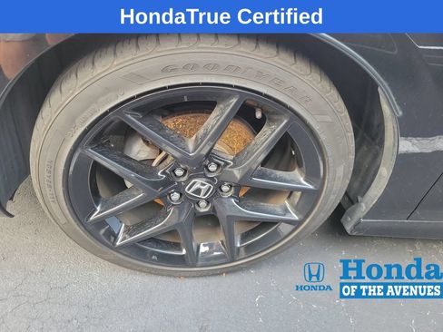 Used 2023 Honda Civic Sport image 5