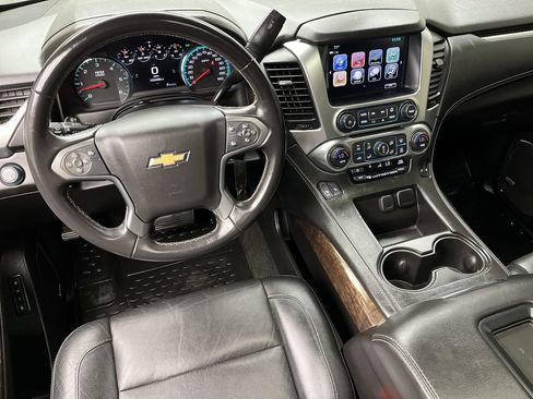Used 2017 Chevrolet Tahoe LT w/ LT Midnight Edition AWD/4WD image 15