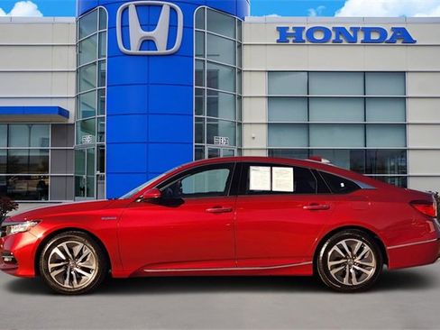 Certified 2019 Honda Accord Touring image 3