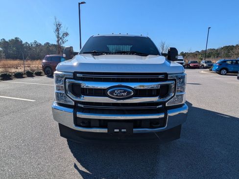 Used 2021 Ford F350 XLT image 9