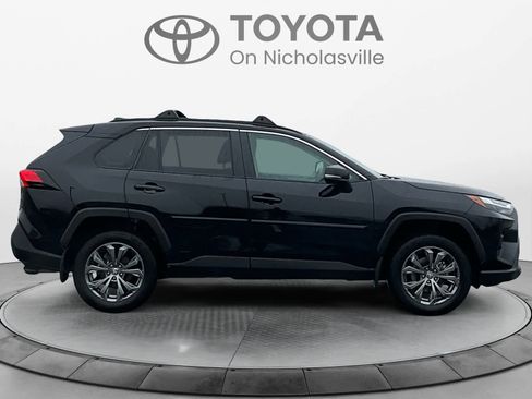 Used 2024 Toyota RAV4 XLE Premium image 7
