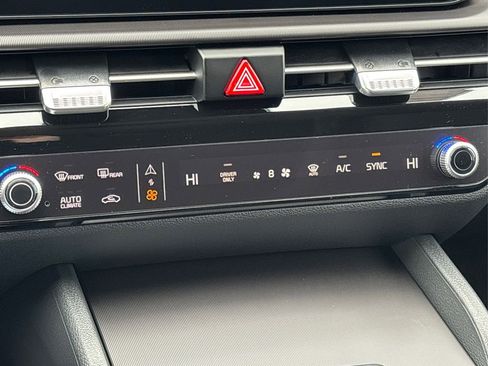 New 2026 Kia Sportage EX AWD/4WD image 21