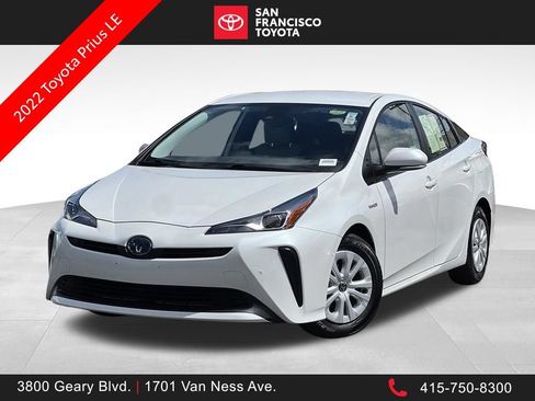 Certified 2022 Toyota Prius LE FWD image 1