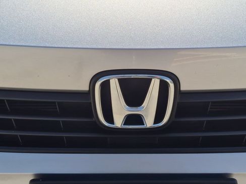 Used 2023 Honda Civic Sport image 9