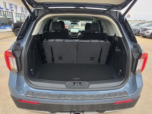 New 2026 Ford Explorer Active w/ Active Comfort Package image 5