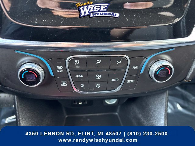 Used 2018 Chevrolet Traverse LT FWD image 24
