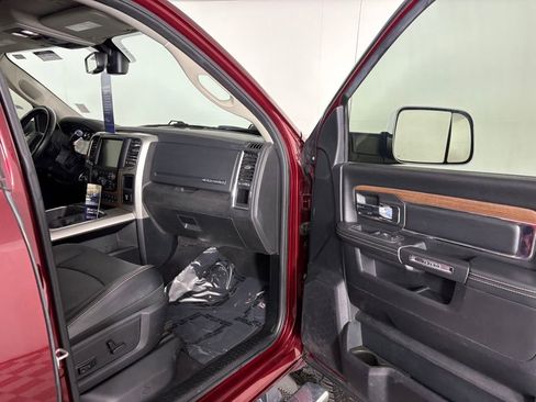 Used 2017 RAM 3500 Laramie w/ Convenience Group image 36