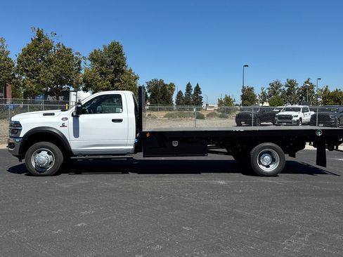 New 2026 RAM 5500 Tradesman w/ Chrome Appearance Group AWD/4WD image 6