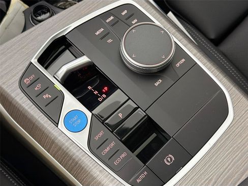 New 2026 BMW i4 eDrive40 w/ Premium Package RWD image 34