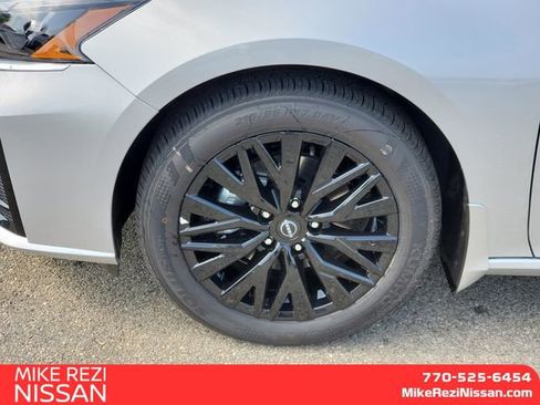 New 2025 Nissan Altima 2.5 SV w/ SV Special Edition Package image 7