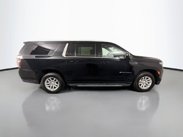 Used 2021 Chevrolet Suburban LS AWD/4WD image 11
