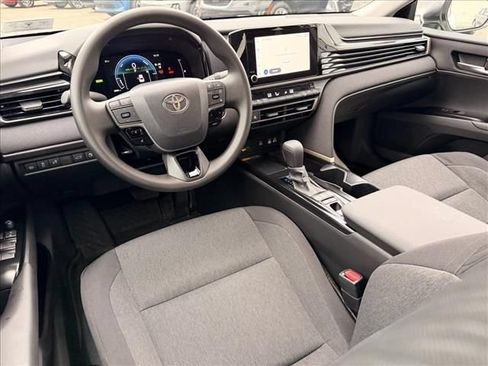 Used 2026 Toyota Camry LE FWD image 10