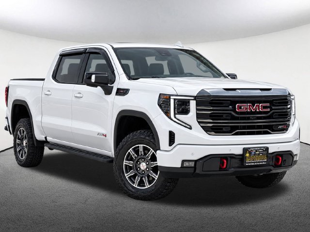 Used 2024 GMC Sierra 1500 AT4 w/ Technology Package AWD/4WD image 2