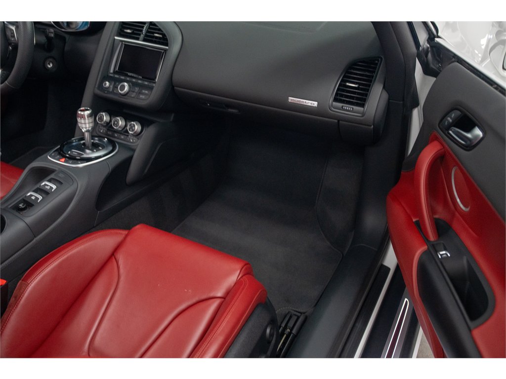 Used 2015 Audi R8 V8 AWD/4WD image 23