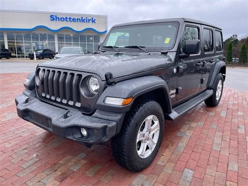 Used 2018 Jeep Wrangler Unlimited Sport S image 1