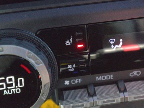 Used 2025 Toyota 4Runner TRD Pro AWD/4WD image 28