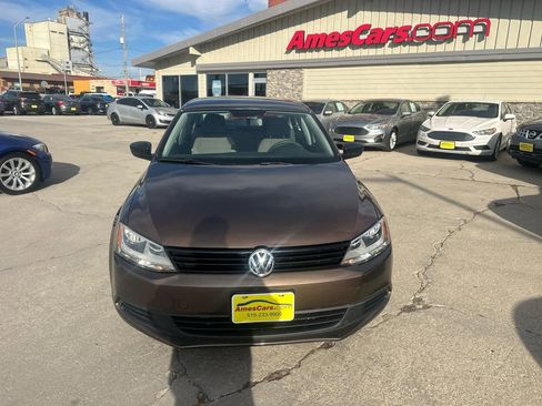 Used 2014 Volkswagen Jetta S image 8