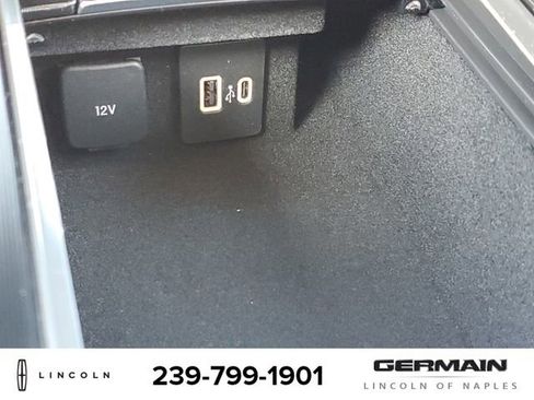 New 2026 Lincoln Corsair Premiere image 30