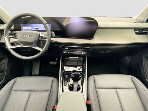 Used 2026 Audi Q3 quattro 2.0T w/ Driver Assistance Package AWD/4WD image 13
