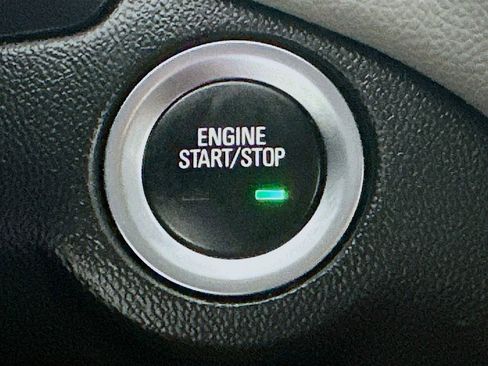 Used 2021 Chevrolet Equinox LT w/ LPO, Floor Liner Package image 26