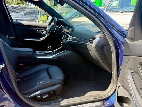 Used 2019 BMW 330i xDrive Sedan AWD/4WD image 2