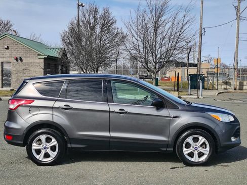 Used 2014 Ford Escape SE image 8