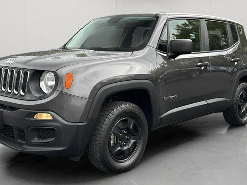 Used 2017 Jeep Renegade Sport w/ Power & Air Group image 11