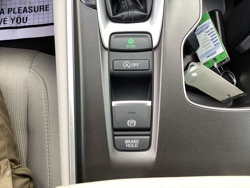 Used 2022 Honda Accord LX image 22