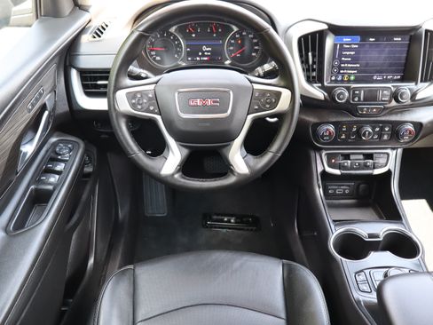 Used 2024 GMC Terrain SLT AWD/4WD image 21