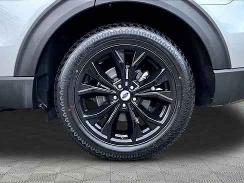 Used 2024 Ford Explorer Limited image 22