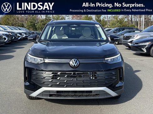 New 2026 Volkswagen Tiguan SE FWD image 7