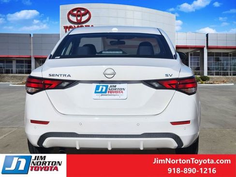 Used 2024 Nissan Sentra SV image 6