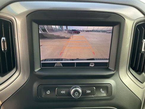 Used 2025 Chevrolet Silverado 2500 Custom w/ Z71 Off-Road Package image 15