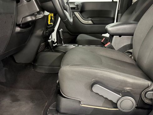 Used 2017 Jeep Wrangler Sport w/ Quick Order Package 24S image 12