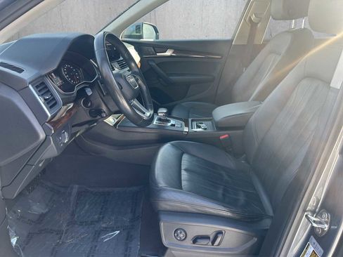 Used 2020 Audi Q5 2.0T Premium w/ Convenience Package image 10
