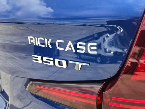 Used 2023 Cadillac XT4 Premium Luxury image 15