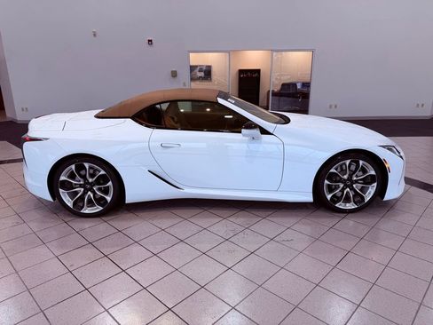 Certified 2021 Lexus LC 500 Convertible w/ Touring Package image 23