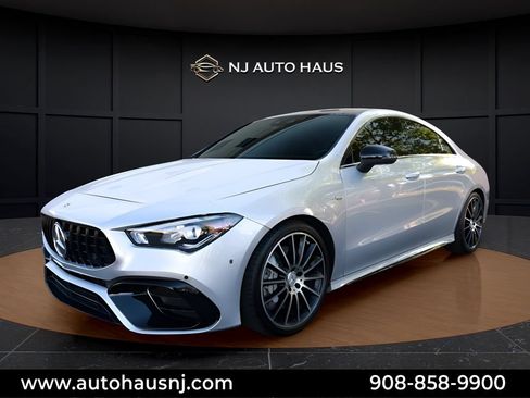 Used 2022 Mercedes-Benz CLA 35 AMG 4MATIC image 3