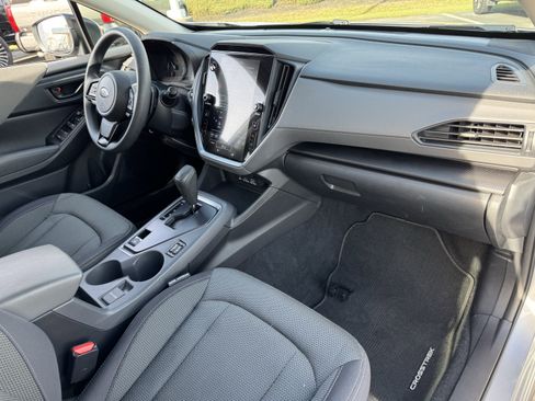 Used 2024 Subaru Crosstrek 2.0i Premium image 36