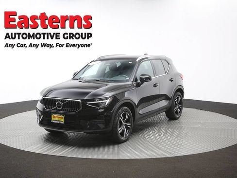 Used 2024 Volvo XC40 B5 Core AWD/4WD image 55