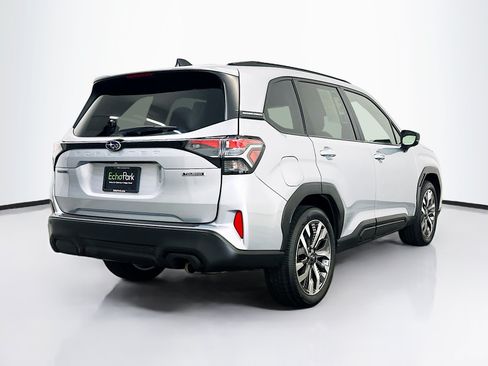 Used 2025 Subaru Forester Touring AWD/4WD image 9