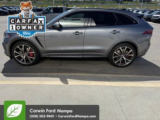Used 2022 Jaguar F-PACE SVR video 2