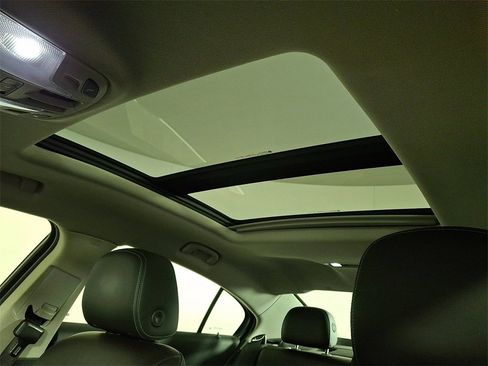 Used 2015 Buick LaCrosse Leather w/ Experience Buick Package image 16