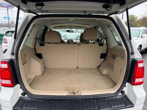 Used 2011 Ford Escape XLT AWD/4WD image 8