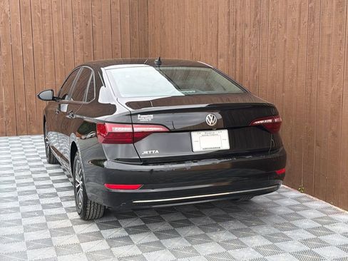 Used 2021 Volkswagen Jetta SE FWD image 13