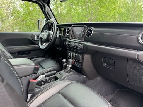 Used 2021 Jeep Wrangler Unlimited Sahara w/ Dual Top Group image 33